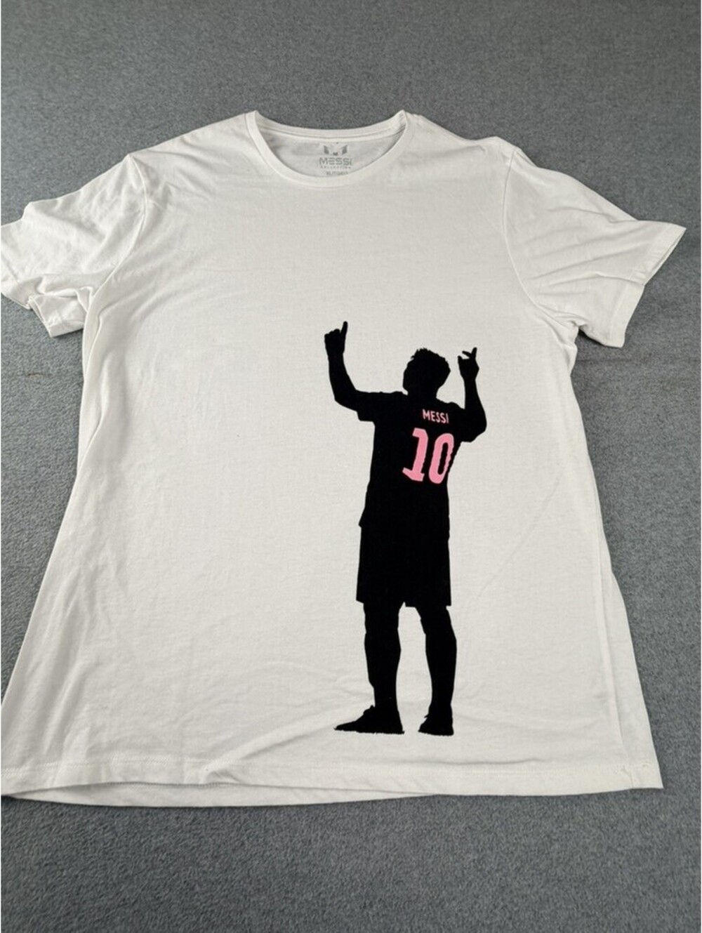 Messi Mens T-Shirt XL White Soccer Football Player 10 Graphic Athletic‎